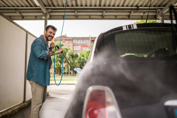 Best Commercial Pressure Washing  in Loogootee, IN